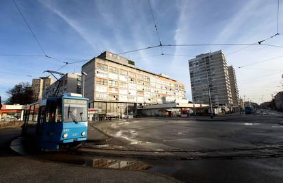 Muškarac upao u kanal na Remizi, završio je u Hitnoj