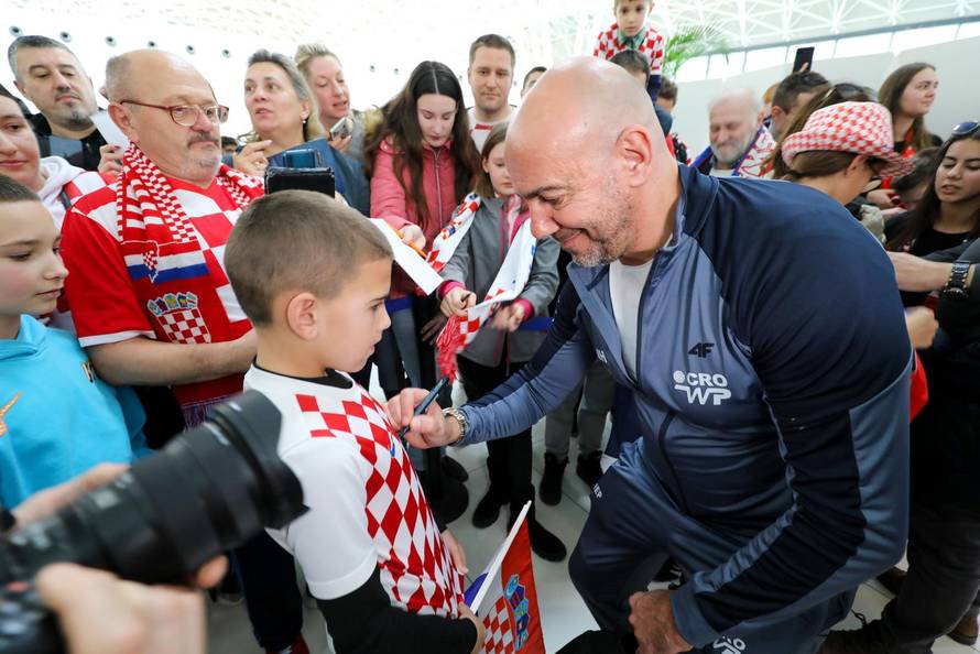 Zagreb: Zlatna hrvatska vaterpolska reprezentacija vratila se sa Svjetskog prvenstva 