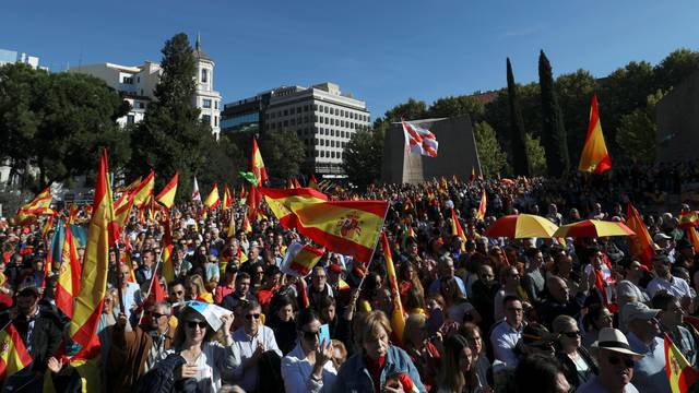U Madridu 20.000 ljudi tražilo uhićenje katalonskih čelnika