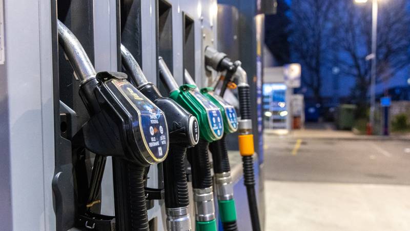 Seljaci na koljenima! Ključni plavi dizel u mjesec dana skuplji 70 posto: 'Dolaze teški dani...'