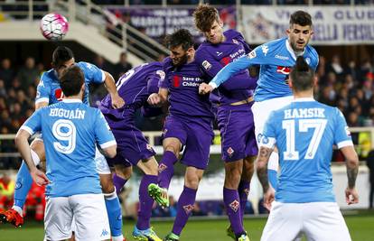 Ludi početak pa onda - ništa: Fiorentina i Napoli remizirali