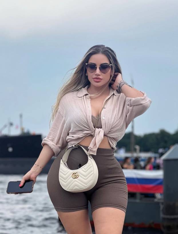 FOTO Mlada mama pokazala sve: Pogledajte zašto je Alina hit na društvenim mrežama...