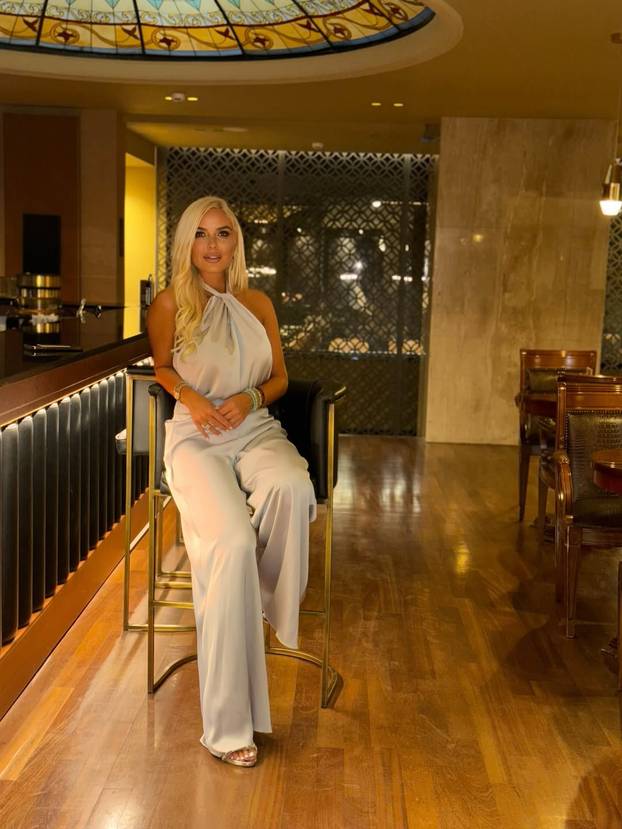 Divi se Dačiću, traži zatvor za sve loše komentare o Vučiću: Tko je srpska političarka Ana?