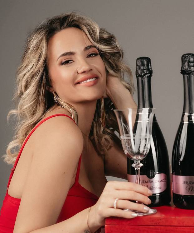 FOTO Ove poznate žene odbacile su loše navike: Jedna je uspjela izgubiti čak četrdeset kilograma