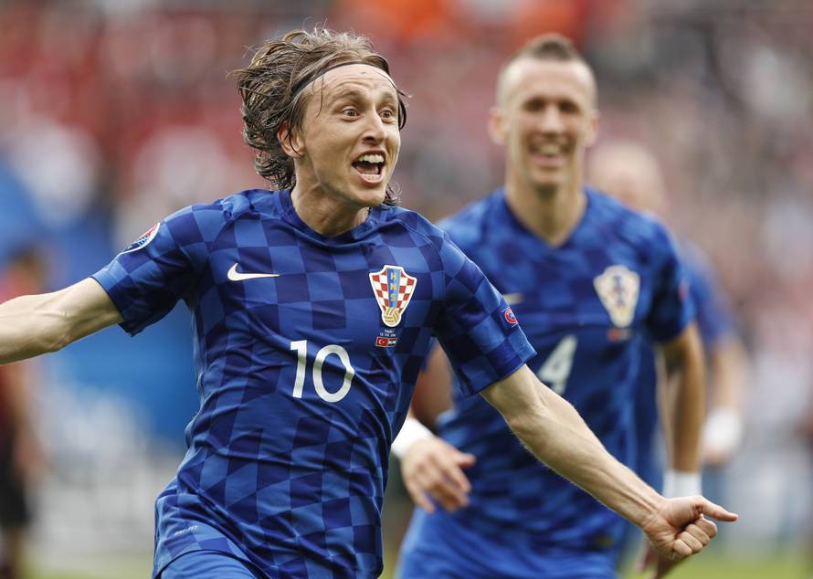 Turkey v Croatia - EURO 2016 - Group D