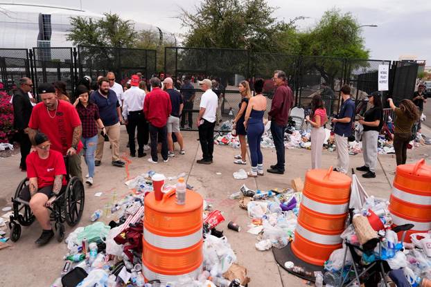 Memorial service for slain conservative commentator Kirk in Glendale