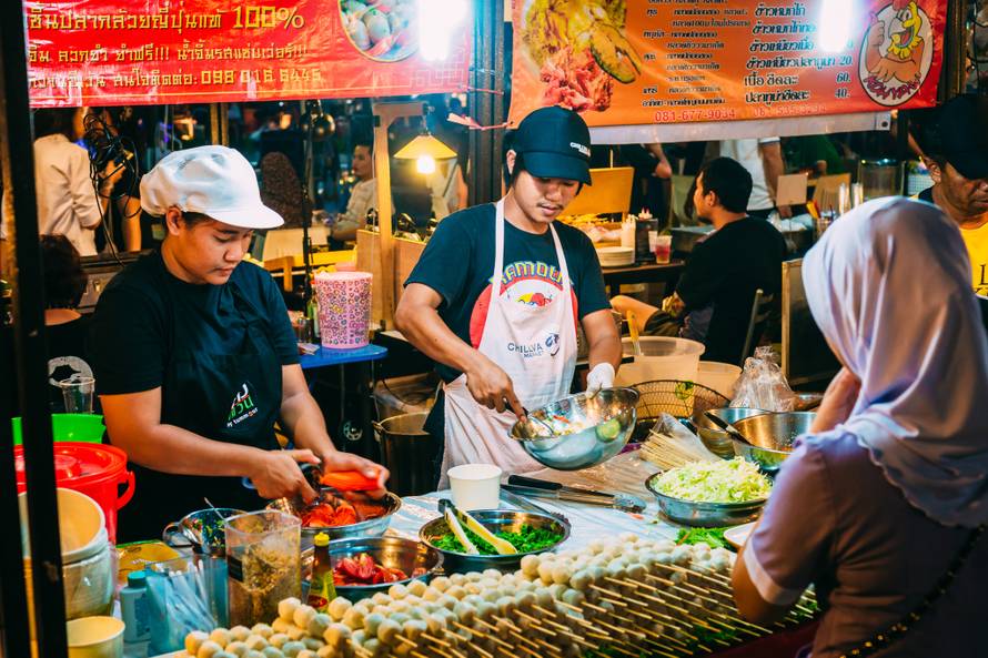 Phuket, Tajland: Od cjenkanja do masaže sa 'sretnim krajem'