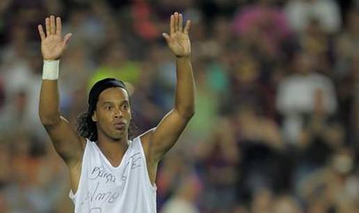 Povratak legendi: Ronaldinho i Riquelme opet u "repkama"