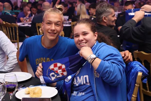 FOTO Dinamo održao Plavu noć u Hercegovini, Bobanu ovacije: 'Ne trebam vam ja da ga volite'