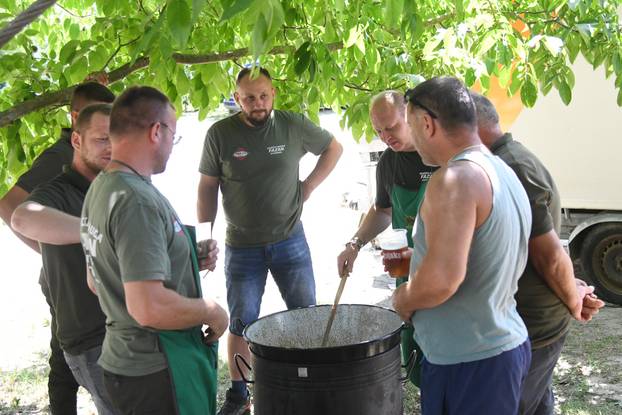 S ciljem ukazivanja na očuvanje rijeka i prirode održano druženje na Križnici