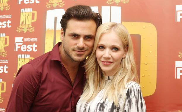 Karlovac: Jelena Rozga i Stjepan Hauser prvi put u javnosti od objave veze
