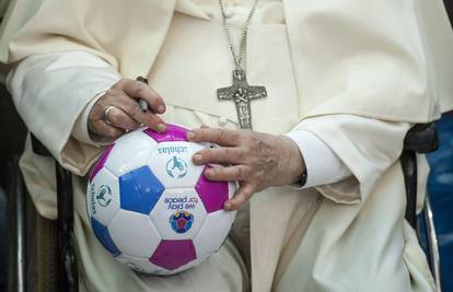 Stao nogomet zbog smrti pape. Odgodili sve utakmice u Italiji