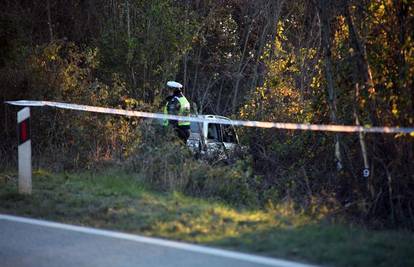 Pijan uletio u zavoj sa 150 km/h i ubio suputnika (24)