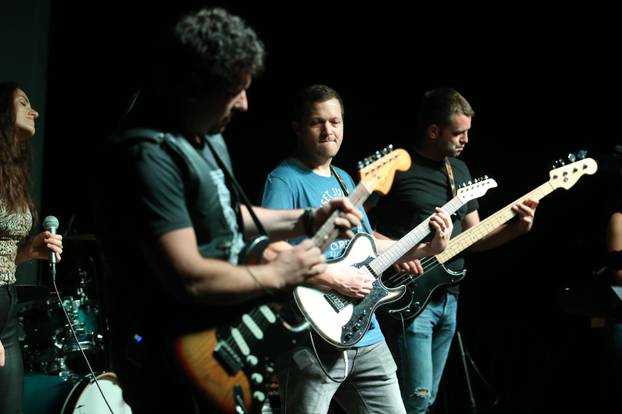 Thrill International Blues Day