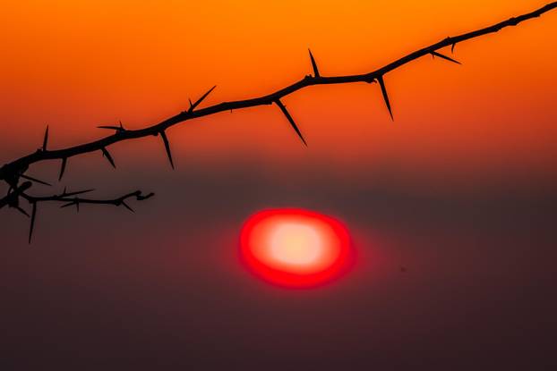 Mosor: Pogled sa Zvjezdanog Sela Mosor na zalaz sunca iznad Splita