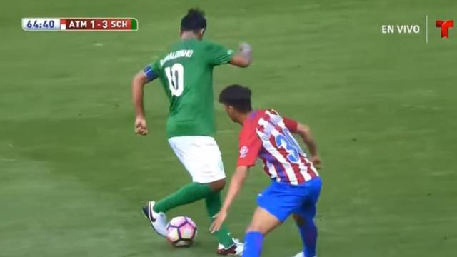 Zvone Boban uz Ronaldinha na oproštaju od Vicente Calderona