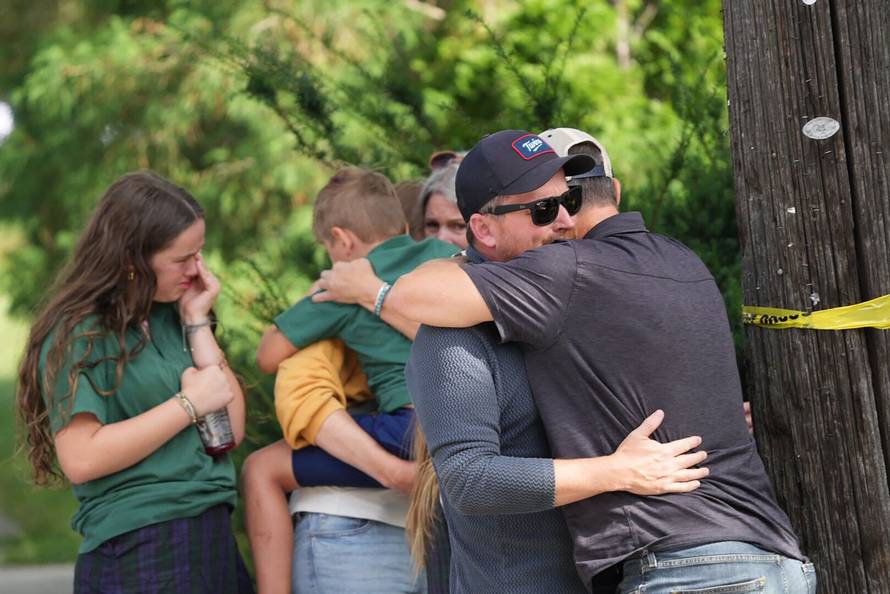 US-NEWS-MINNEAPOLIS-CHURCH-SHOOTING-8-MS