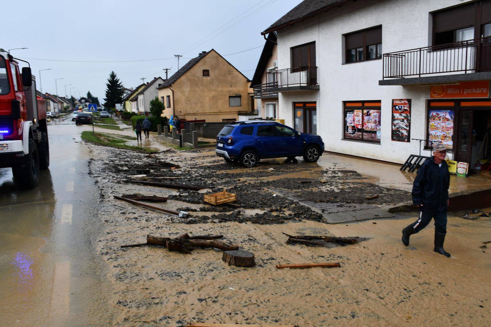 Vidovci: Jako nevrijeme pogodilo požeštinu