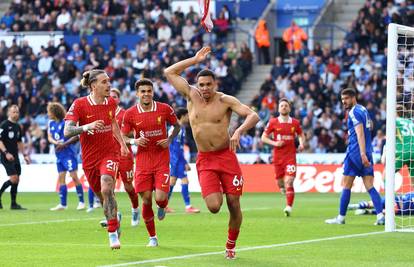 VIDEO Liverpool srušio Leicester, ali još će pričekati na naslov