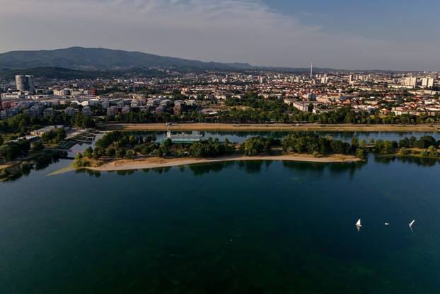 Misteriozna rupa na dnu Jaruna: Što se krije ispod površine omiljenog zagrebačkog jezera? 