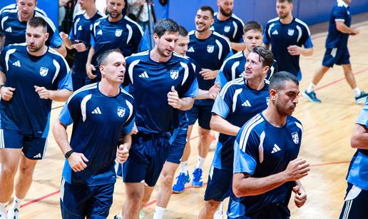 Zagreba&scaron;i na jakom turniru u Ma&dstrok;arskoj: 'Podi&cacute;i nivo igre'