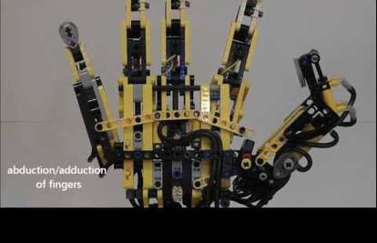 Može skoro sve: Napravio je robotsku ruku od Lego kocki