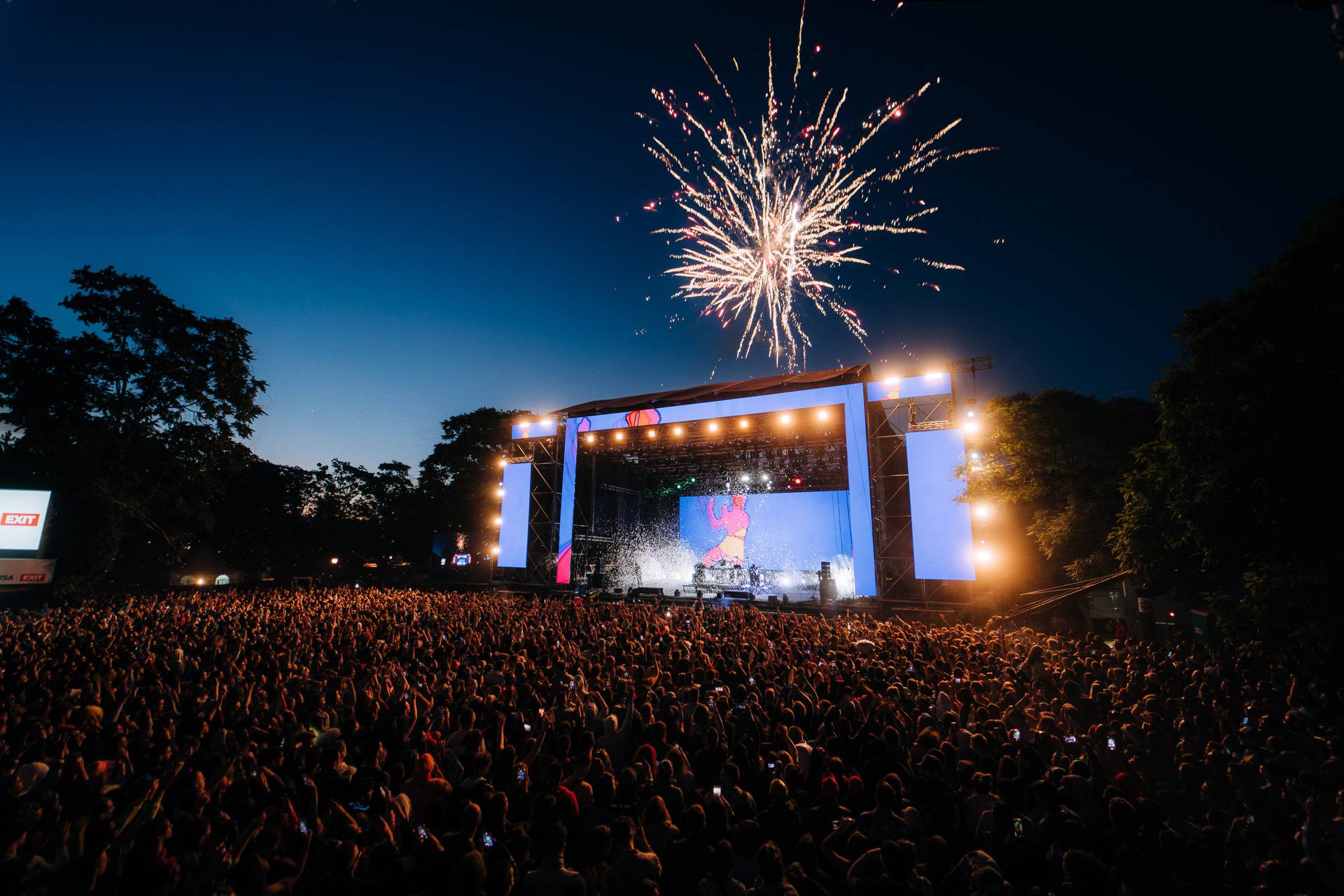 EXIT postao prvi festival koji je otvoren iz svemira: 'Stvarajmo svijet ljubavi i brige. Volite se!'