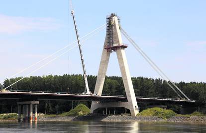 Most prema nikamo: Sagradili prijelaz preko Drave, ne i cestu