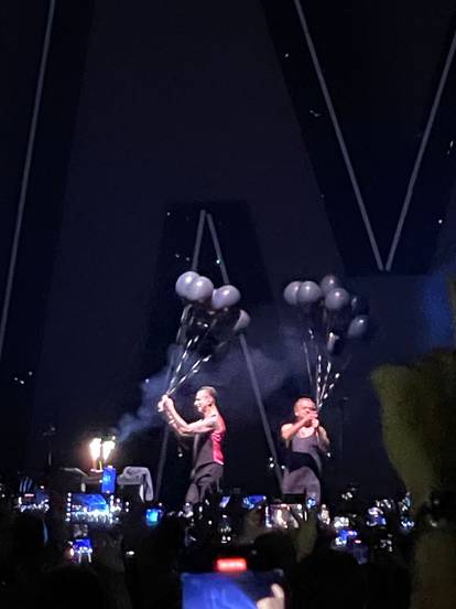 Depeche Mode napunio Arenu: Pozdravili Zagreb pa otpjevali najveće hitove u svojoj karijeri