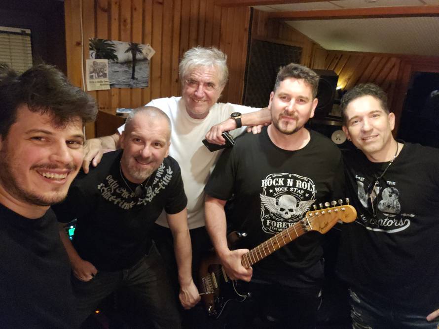 Nakon dueta s Thompsonom, Hrvatske ruže snimile su novu pjesmu s Josipom Ivančićem