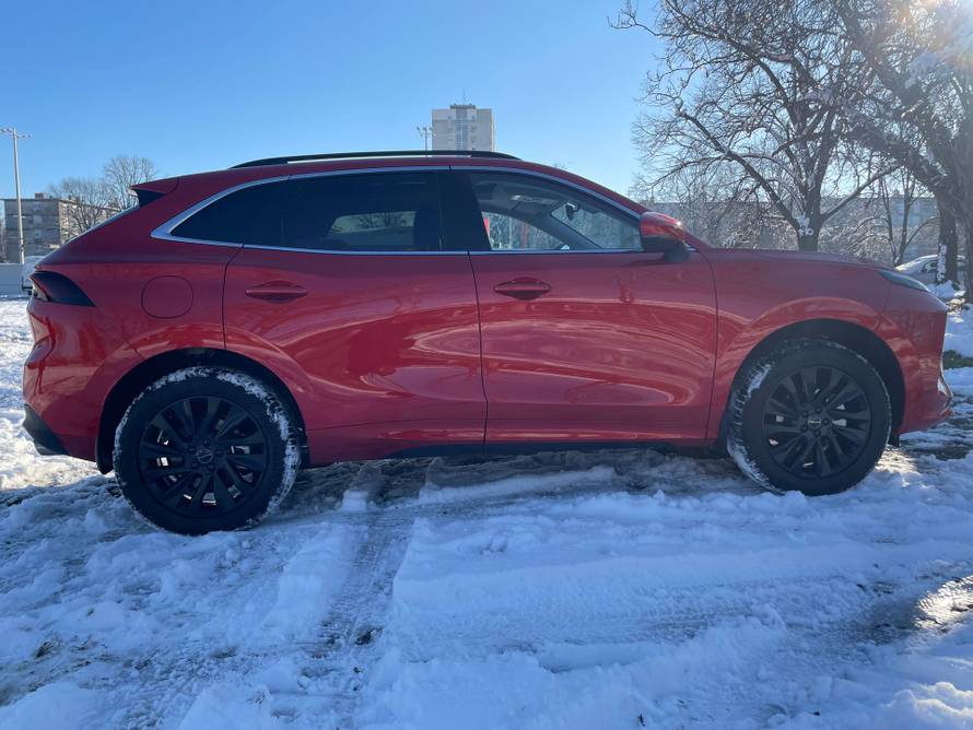 Testirali smo Forthing T5 EVO: Kineski SUV na japanski pogon za 29.990 € s hrpom opreme