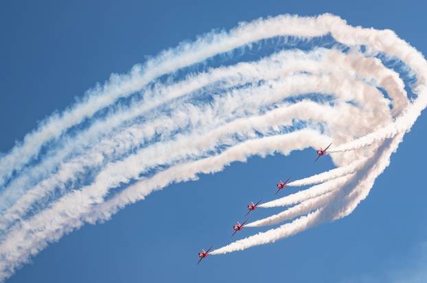 Zadar: Krila Oluje i akrobatska grupa Britanskog ratnog zrakoplovstva predstavili letačke programe