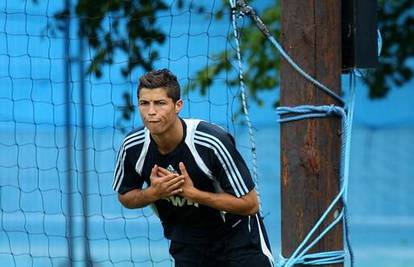 Ronaldo spreman za derbi: Nek' boli, igram El Clasico