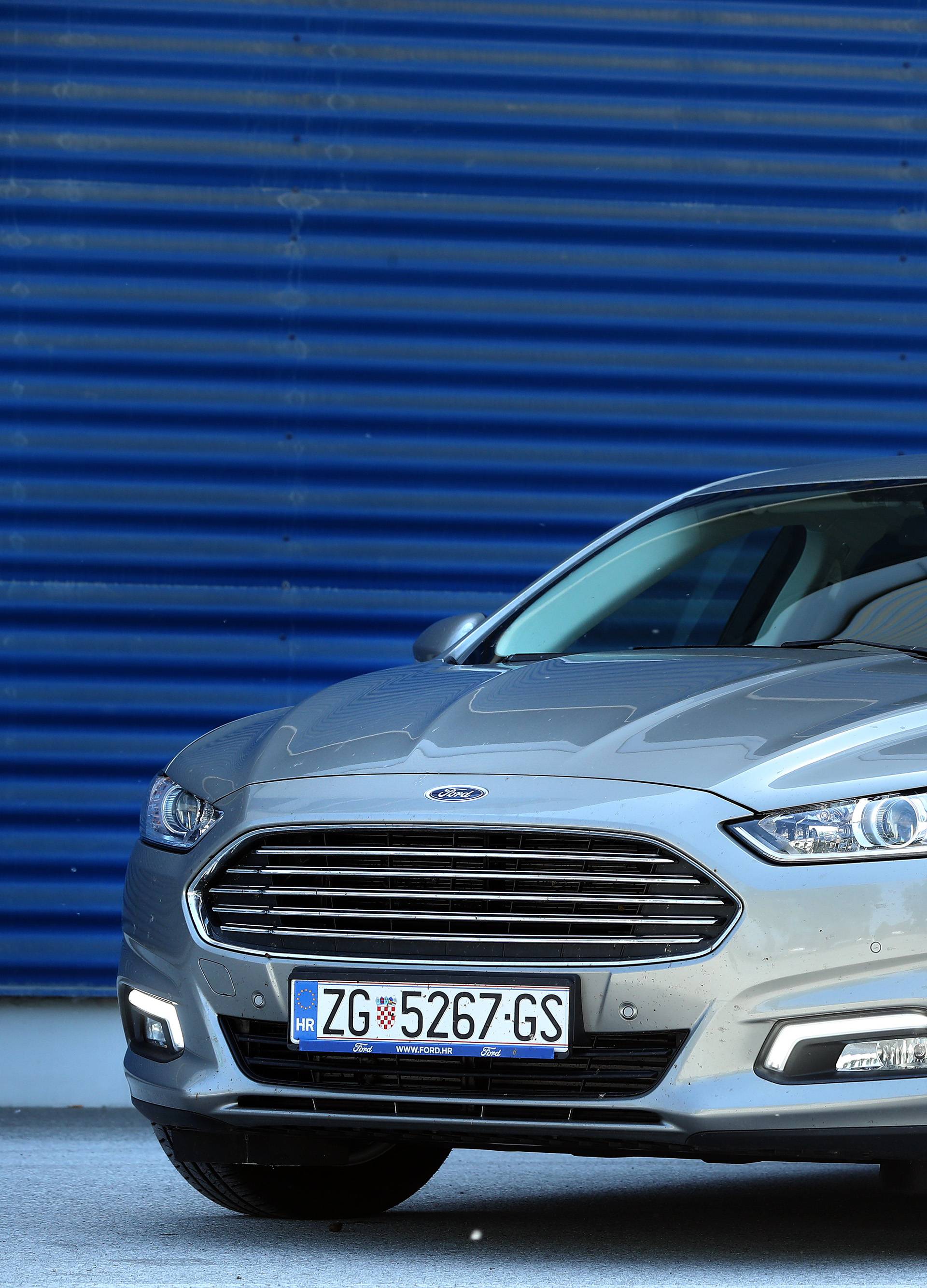 Ford Mondeo na testu: Najjača strana su mu vozne osobine