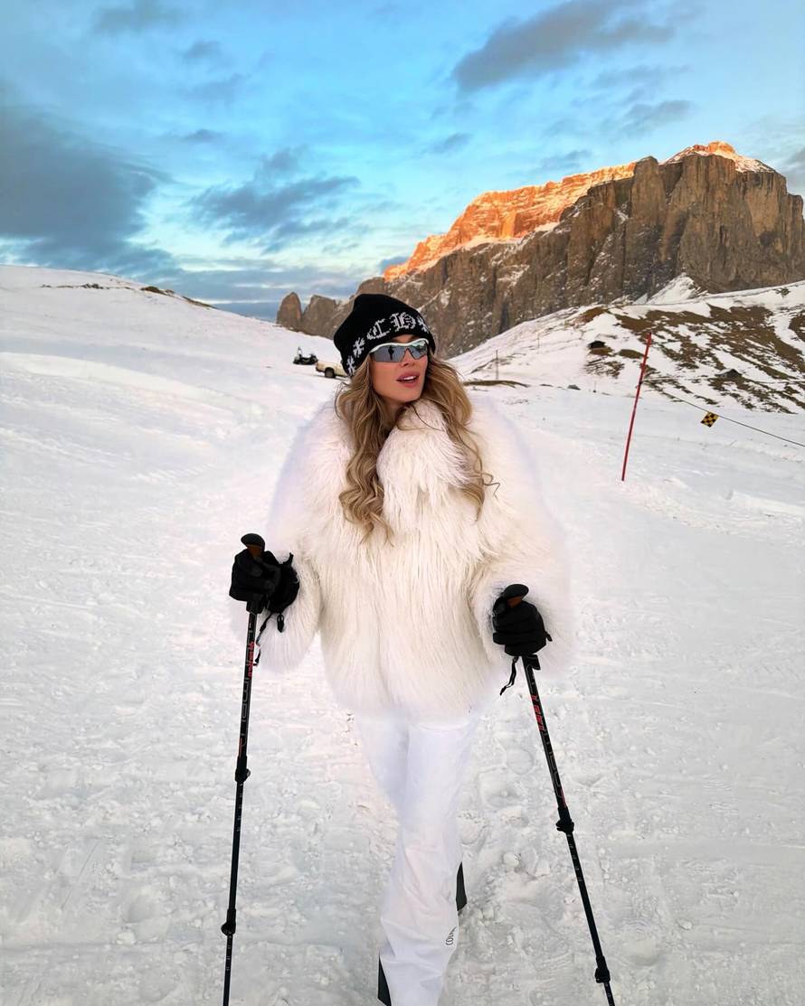 FOTO Diletta ni u sedmom mjesecu trudnoće ne odustaje od poziranja u donjem rublju