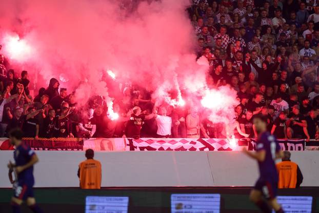 Atmosfera na Poljudu na utakmici izme&dstrok;u Hrvatske i &Scaron;panjolske u Ligi nacija