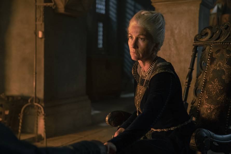 „Neka vatra zavlada“ – ‘bingeajte’ sve epizode hit serije Zmajeva kuća!