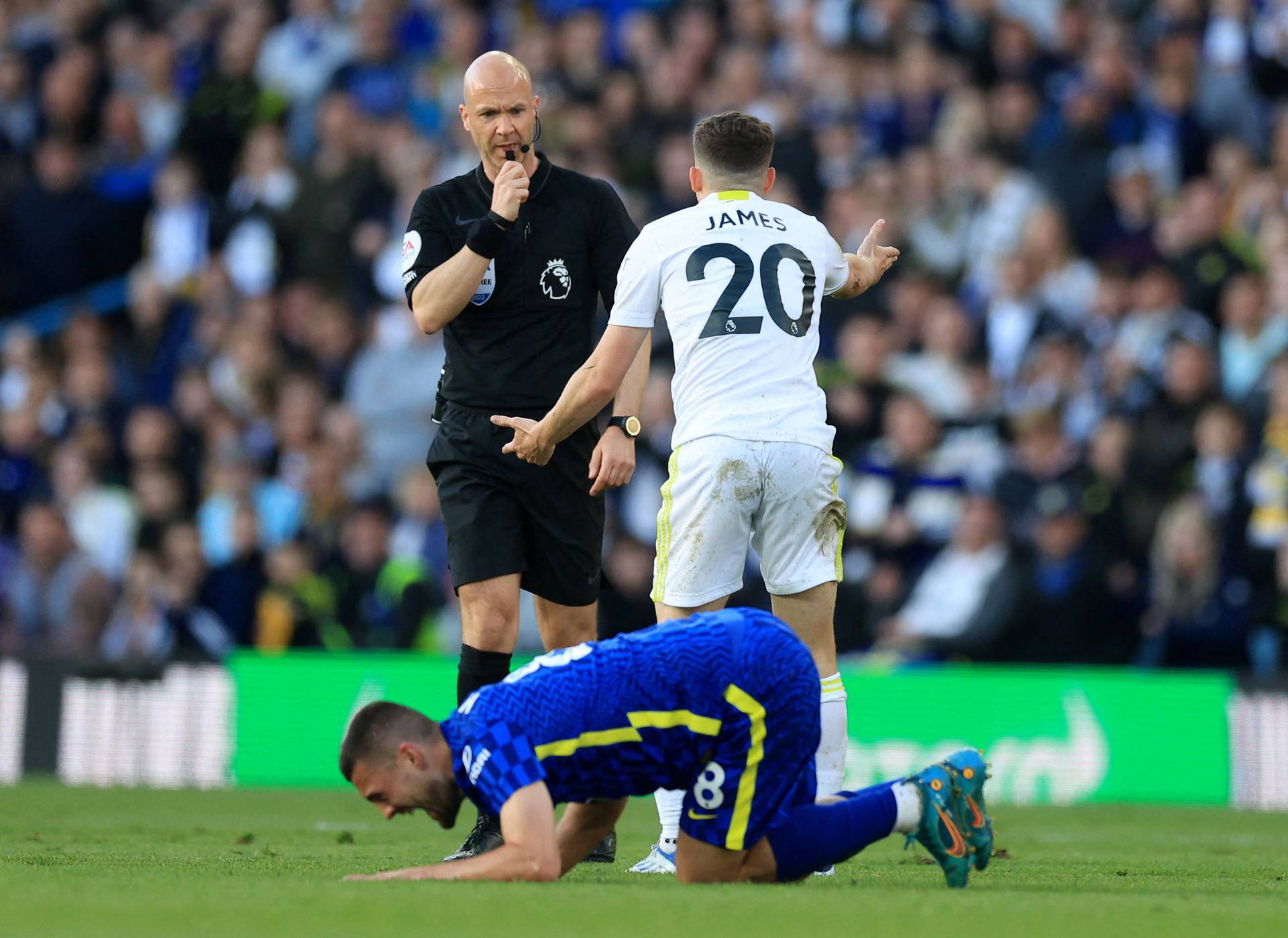 Premier League - Leeds United v Chelsea