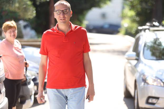 Rijeka: Kandidat za gradonačelnika Marko Filipović glasovao u drugom krugu lokalnih izbora