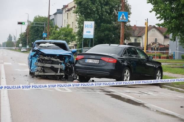 Teška nesreća u Županji, sudarila se tri vozila, jedna osoba poginula