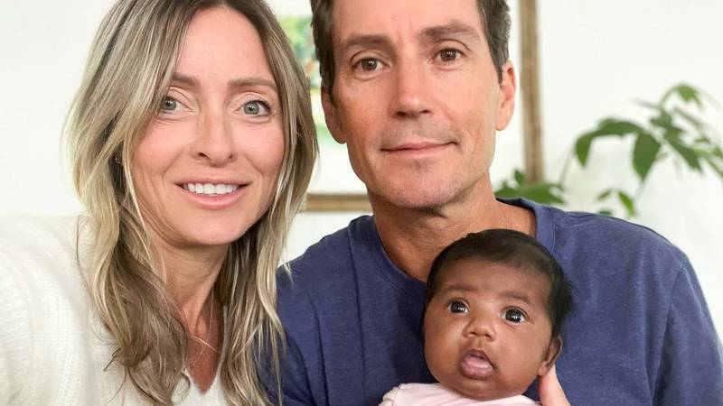 Dragi, imamo problem: Rodila crnu bebu, napravili DNK test. Stigli rezultati: 'Jedno znamo...'