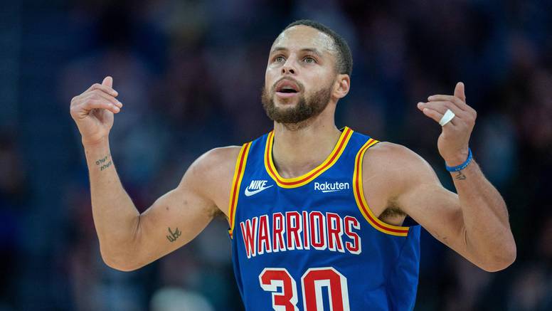 Curry za košarkašku povijest: Prvi ikada zabio 3000 trica