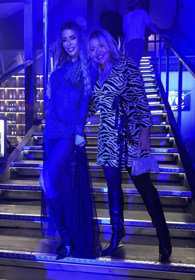 FOTO Ispod prozirnog outfita se vidio i grudnjak: Evo kako je Antea Kodžoman tulumarila...