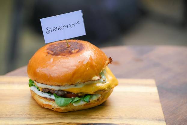 Zagreb: Burger fest na Trgu dr. Franje Tuđmana