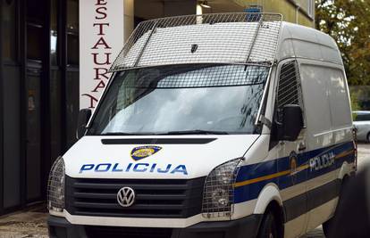 Policija u Solinu pronašla skoro kilogram heroina i marihuane