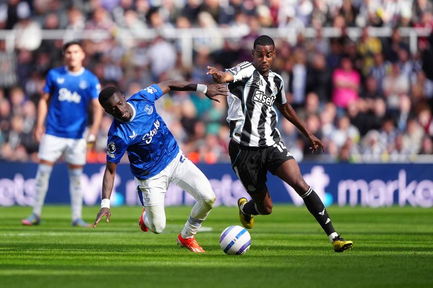 Newcastle United v Everton - Premier League - St. James' Park