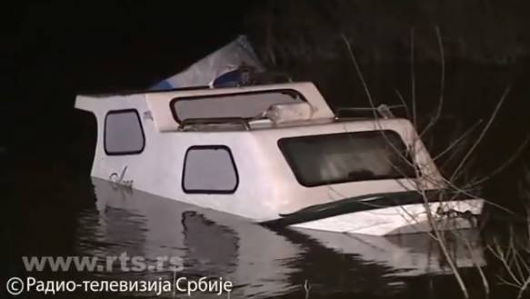 U Beogradu teretni brod udario u čamac, utopio se bračni par