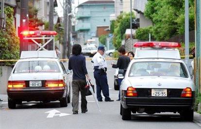 Japan: Policajac mu u ruke dao upaljač pa se zapalio