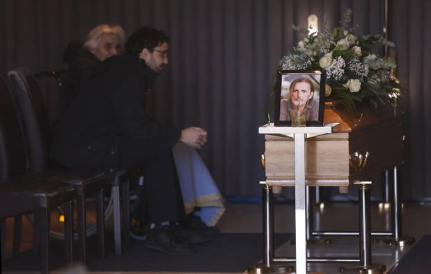 Posljednji ispraćaj Gorana Bareta na Gradskom groblju u Vinkovcima