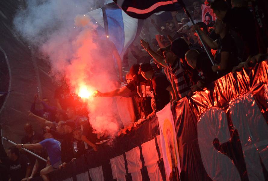 Spektakl na Šalati: Oprostio se Franja, Boysi rasplakali Shalu